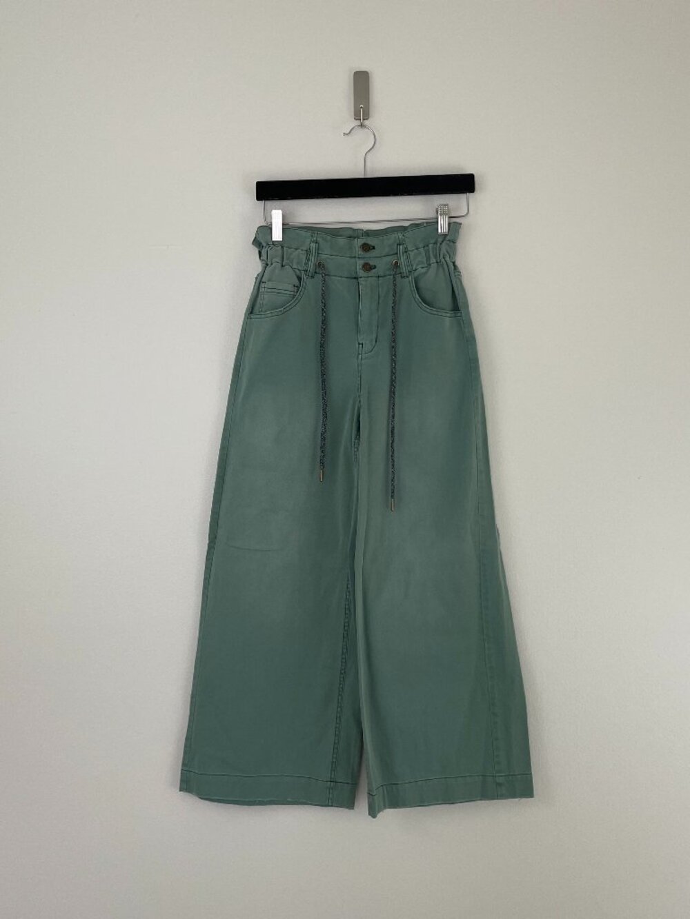 Anthropologie Pilcro The Coastal Wide-Leg Pants in Sage Green Size 25P